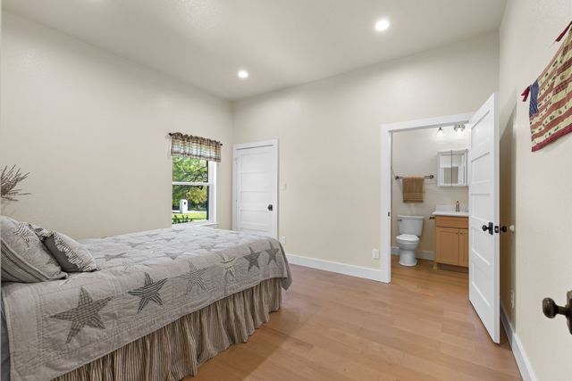 6520 Shoreline Drive, Little Elm, TX 75068