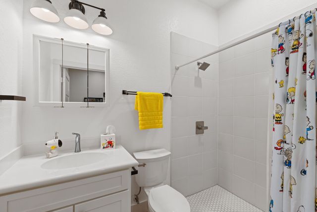 6520 Shoreline Drive, Little Elm, TX 75068