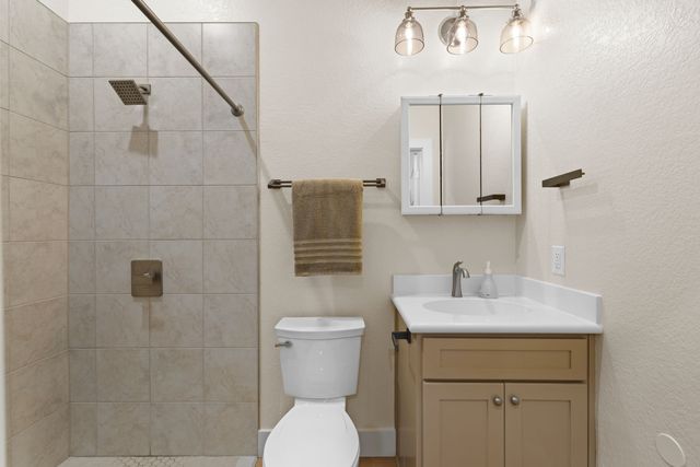 6520 Shoreline Drive, Little Elm, TX 75068