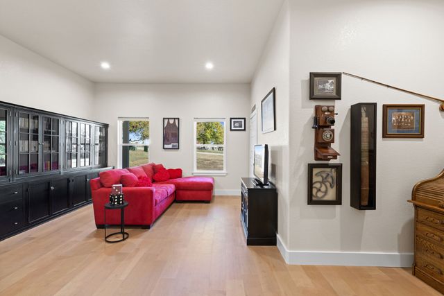 6520 Shoreline Drive, Little Elm, TX 75068