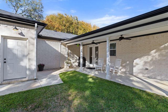 6520 Shoreline Drive, Little Elm, TX 75068