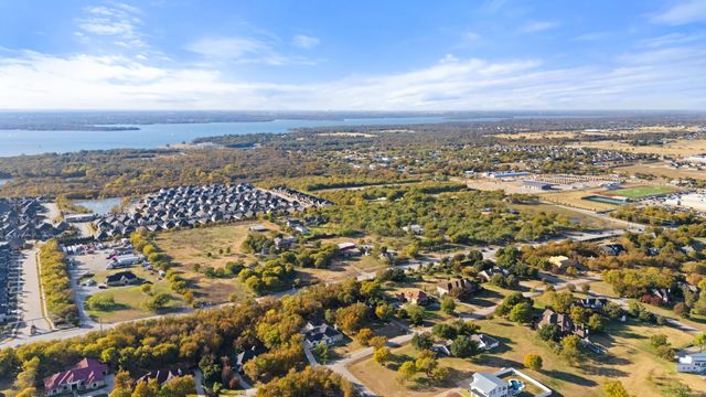 6520 Shoreline Drive, Little Elm, TX 75068