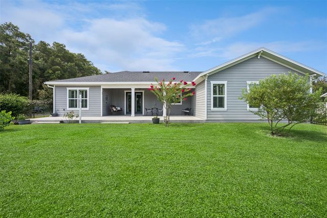491 W DELAWARE AVENUE, Lake Helen, FL 32744