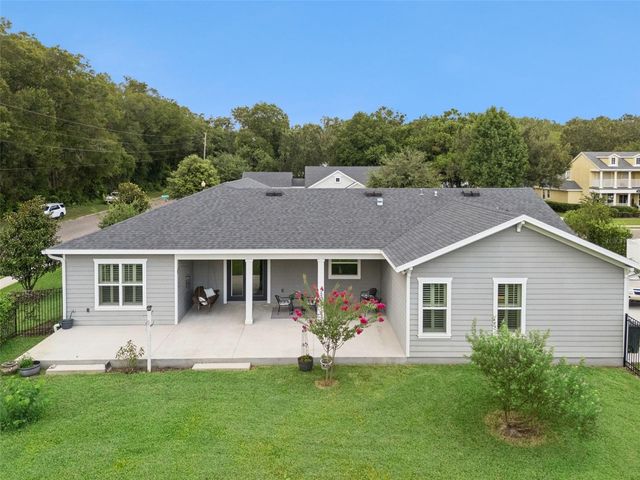 491 W DELAWARE AVENUE, Lake Helen, FL 32744