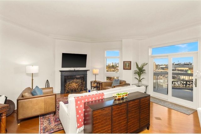 110 31st Ave N Apt 303, Nashville, TN 37203