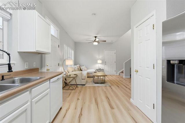 1464 Bergen Rock Street, Castle Rock, CO 80109