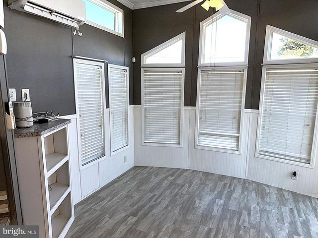 56 3RD ST, Lothian, MD 20711