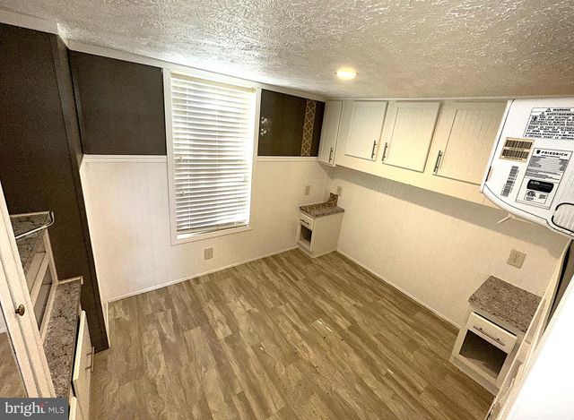 56 3RD ST, Lothian, MD 20711