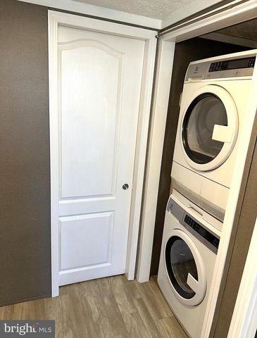 56 3RD ST, Lothian, MD 20711