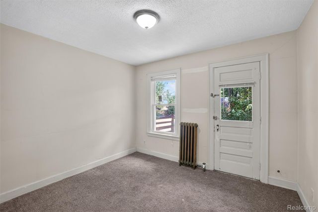 5572 Kensington Avenue, Detroit, MI 48224