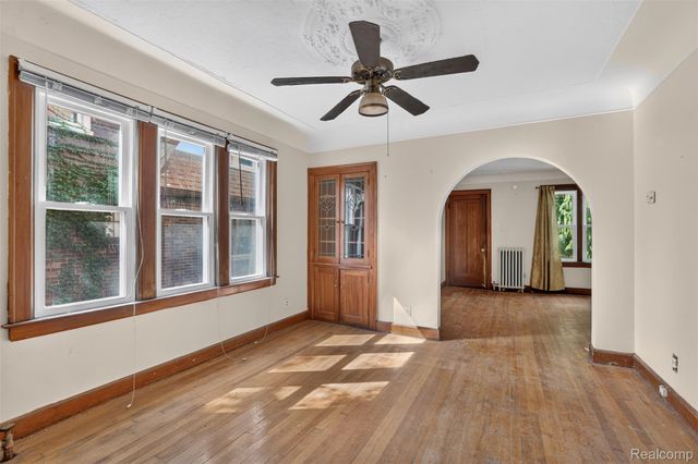5572 Kensington Avenue, Detroit, MI 48224