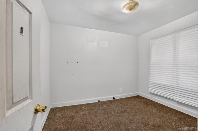 5572 Kensington Avenue, Detroit, MI 48224