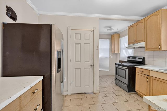 5572 Kensington Avenue, Detroit, MI 48224