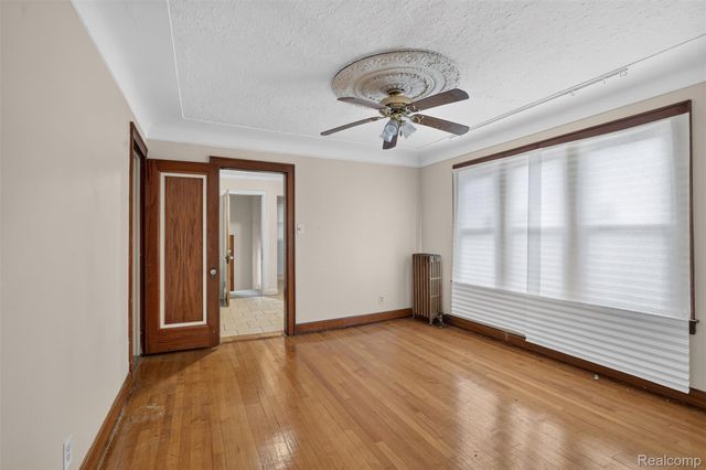 5572 Kensington Avenue, Detroit, MI 48224