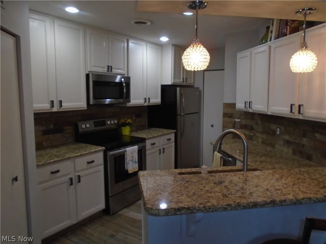 4062 Saint Andrews Court 1, Canfield, OH 44406