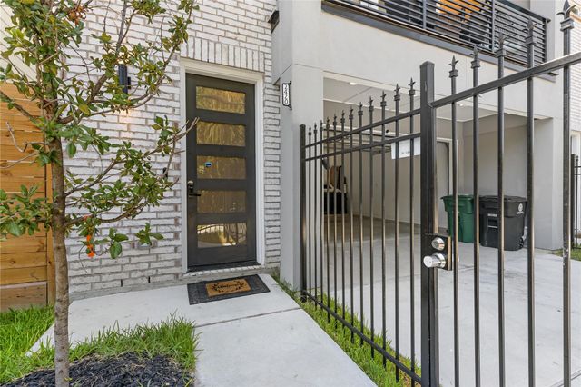 2420 Briley Street, Houston, TX 77004