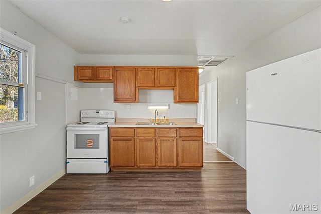 1711 Nemnich Avenue, St Louis, MO 63136