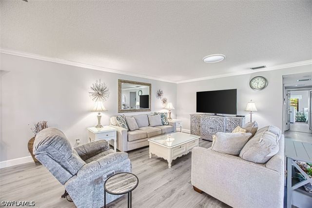 1796 Pine Glade CIR, Fort Myers, FL 33907