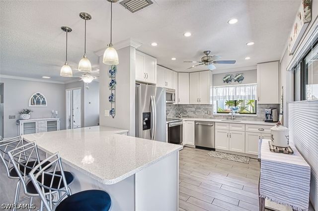 1796 Pine Glade CIR, Fort Myers, FL 33907