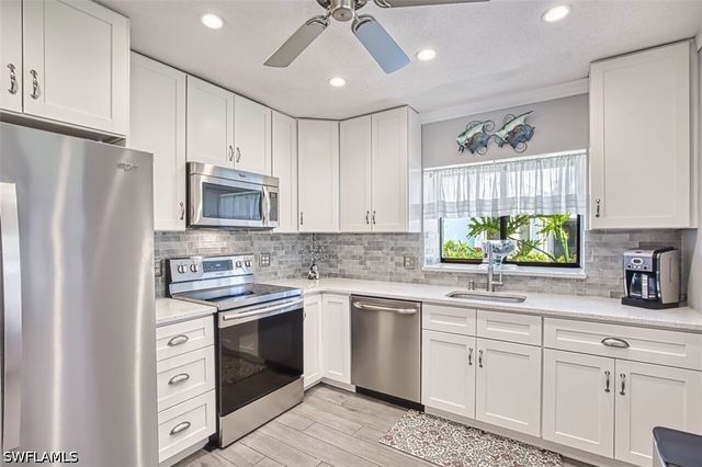 1796 Pine Glade CIR, Fort Myers, FL 33907