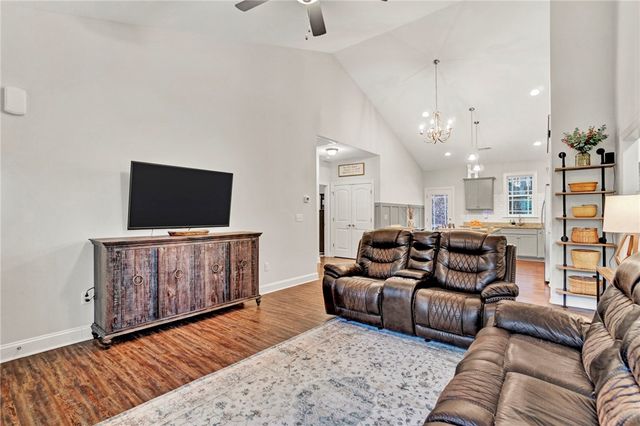 208 Joes Court, Easley, SC 29642