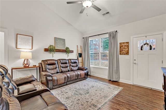 208 Joes Court, Easley, SC 29642