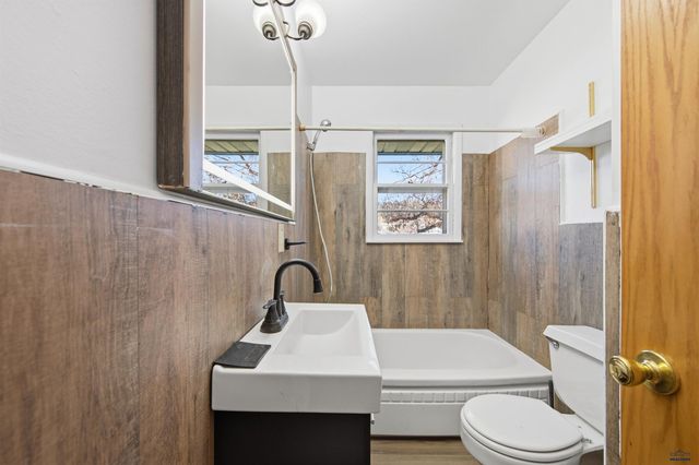 1967 PARK AVE, Sturgis, SD 57785