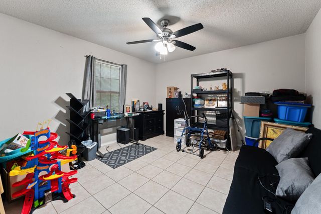 2305 Pena CV, Round Rock, TX 78681