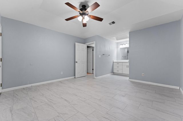 2305 Pena CV, Round Rock, TX 78681