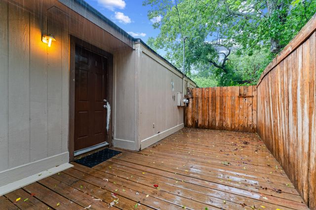 2305 Pena CV, Round Rock, TX 78681