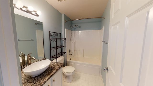 2970 Barclay Way, Ann Arbor, MI 48105