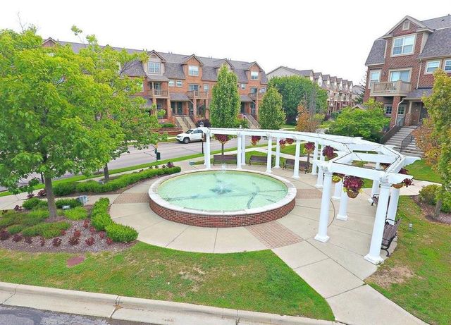 2970 Barclay Way, Ann Arbor, MI 48105