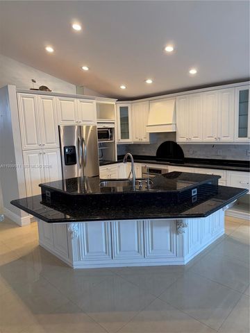 1552 NW 135th Avenue, Pembroke Pines, FL 33028