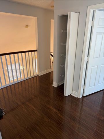 1552 NW 135th Avenue, Pembroke Pines, FL 33028