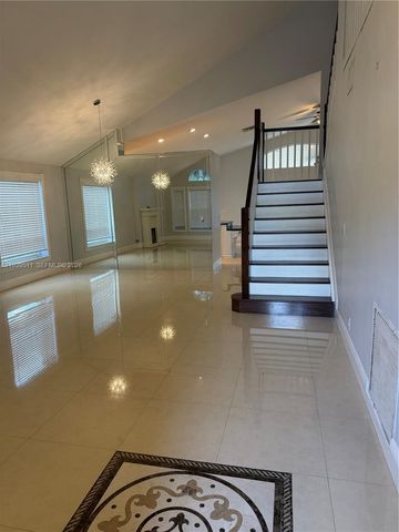 1552 NW 135th Avenue, Pembroke Pines, FL 33028