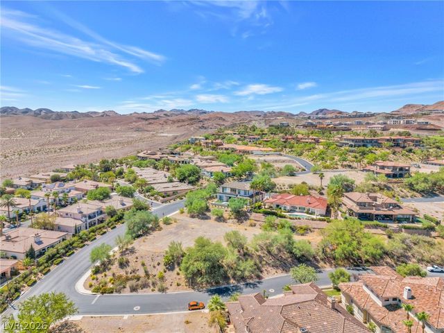 20 Camino Barcelona Place, Henderson, NV 89011