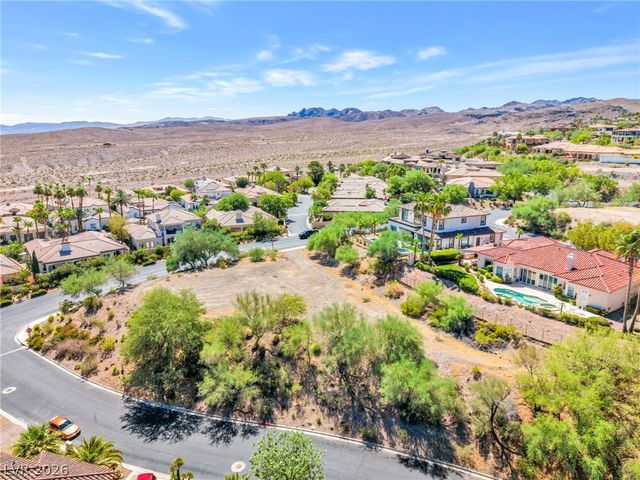 20 Camino Barcelona Place, Henderson, NV 89011