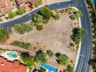 20 Camino Barcelona Place, Henderson, NV 89011