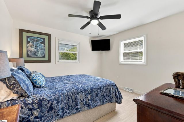 2318 S Mcduffie Street, Anderson, SC 29624