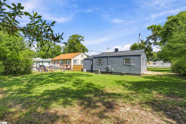 2318 S Mcduffie Street, Anderson, SC 29624