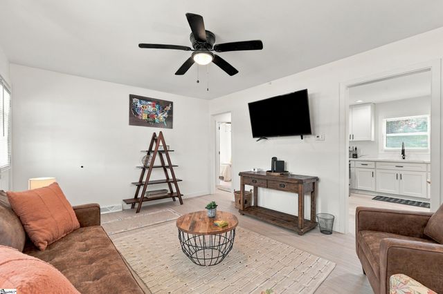 2318 S Mcduffie Street, Anderson, SC 29624