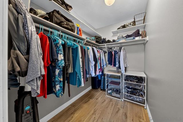 4015 Crown Point Dr. 310, San Diego, CA 92109