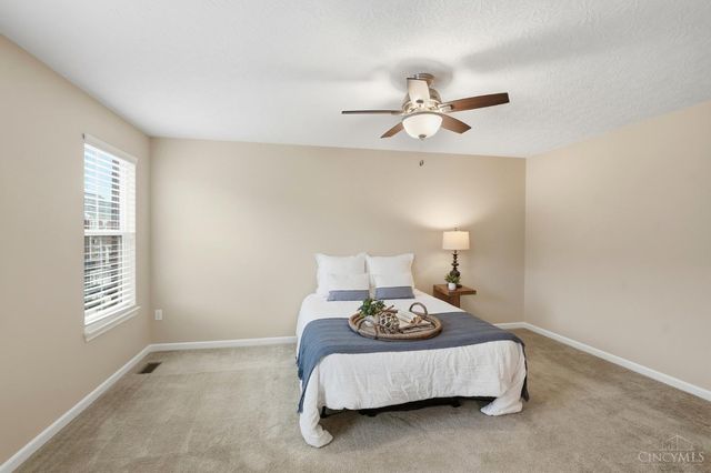 9558 Union Park, West Chester, OH 45069