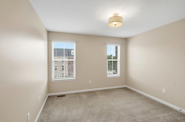 9558 Union Park, West Chester, OH 45069