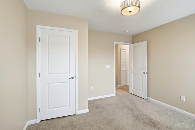 9558 Union Park, West Chester, OH 45069