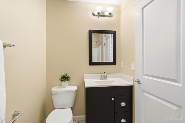 9558 Union Park, West Chester, OH 45069
