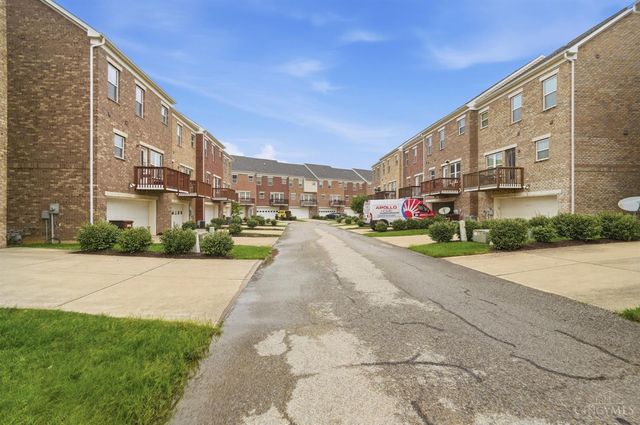 9558 Union Park, West Chester, OH 45069