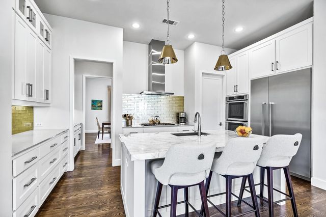 6523 Northwood Road, Dallas, TX 75225