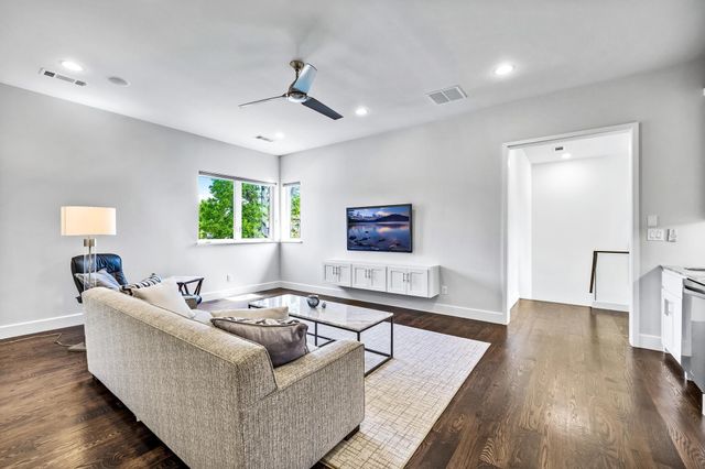 6523 Northwood Road, Dallas, TX 75225