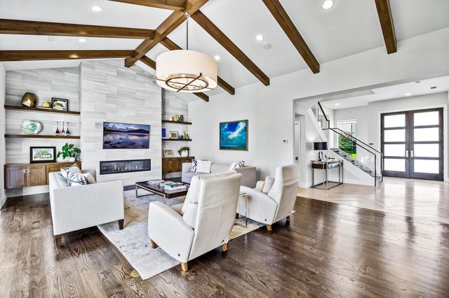 6523 Northwood Road, Dallas, TX 75225